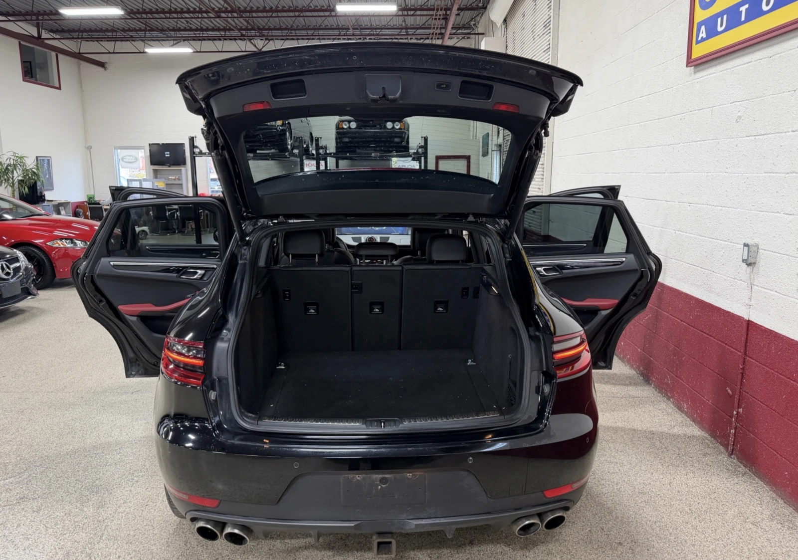 Porsche Macan AWD S  - изображение 9