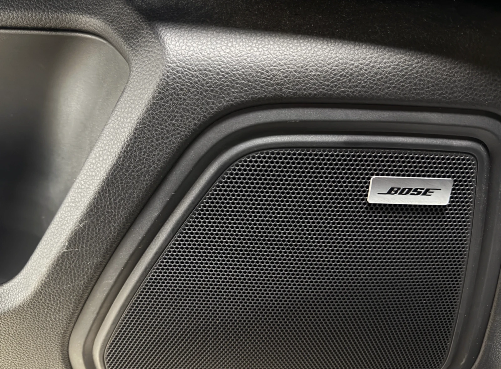 Porsche Macan AWD S  | Mobile.bg   15