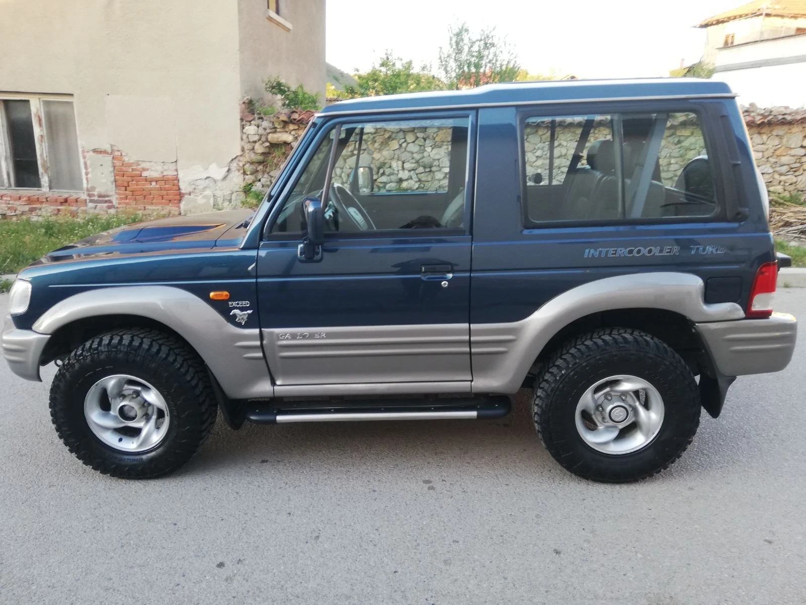 Hyundai Galloper 2.5TDI, снимка 8 - Автомобили и джипове - 54366252