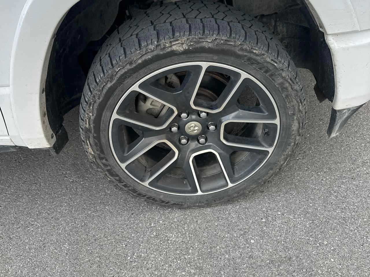 Dodge RAM 1500 Limited / Harman Kardon / 360 / ВЪЗДУХ , снимка 7 - Автомобили и джипове - 55590846