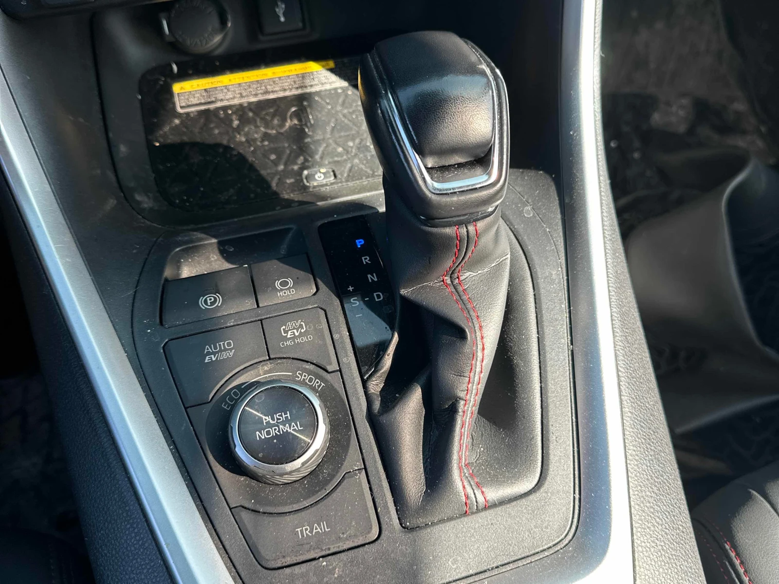 Toyota Rav4 * AWD * АВТОКРЕДИТ * ГЛАВНО ПРЕДСТАВИТЕЛСТВО, снимка 11 - Автомобили и джипове - 56130680