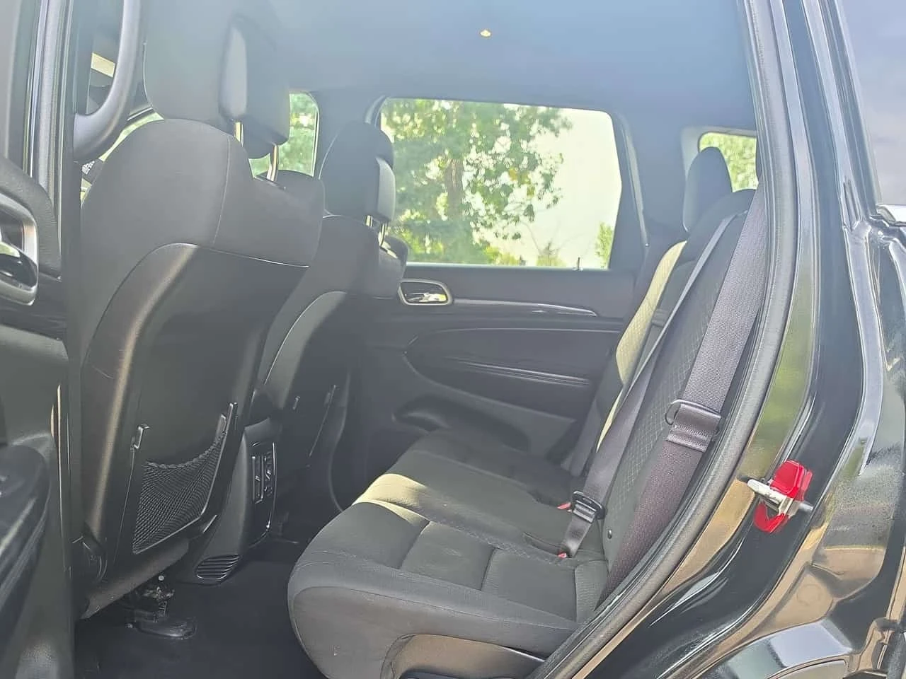 Jeep Grand cherokee * Laredo * CARFAX * KEYLESS * , снимка 10 - Автомобили и джипове - 56311537
