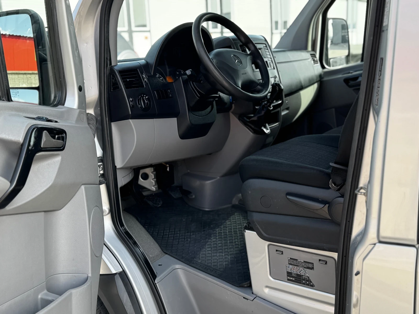 Mercedes-Benz Sprinter 516  - изображение 7