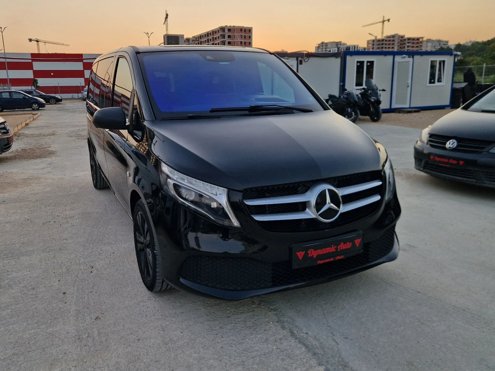 Mercedes-Benz Vito 2.2 тди / 3хТВ /Автомат / Лизинг / Бартер , снимка 3 - Бусове и автобуси - 55102030