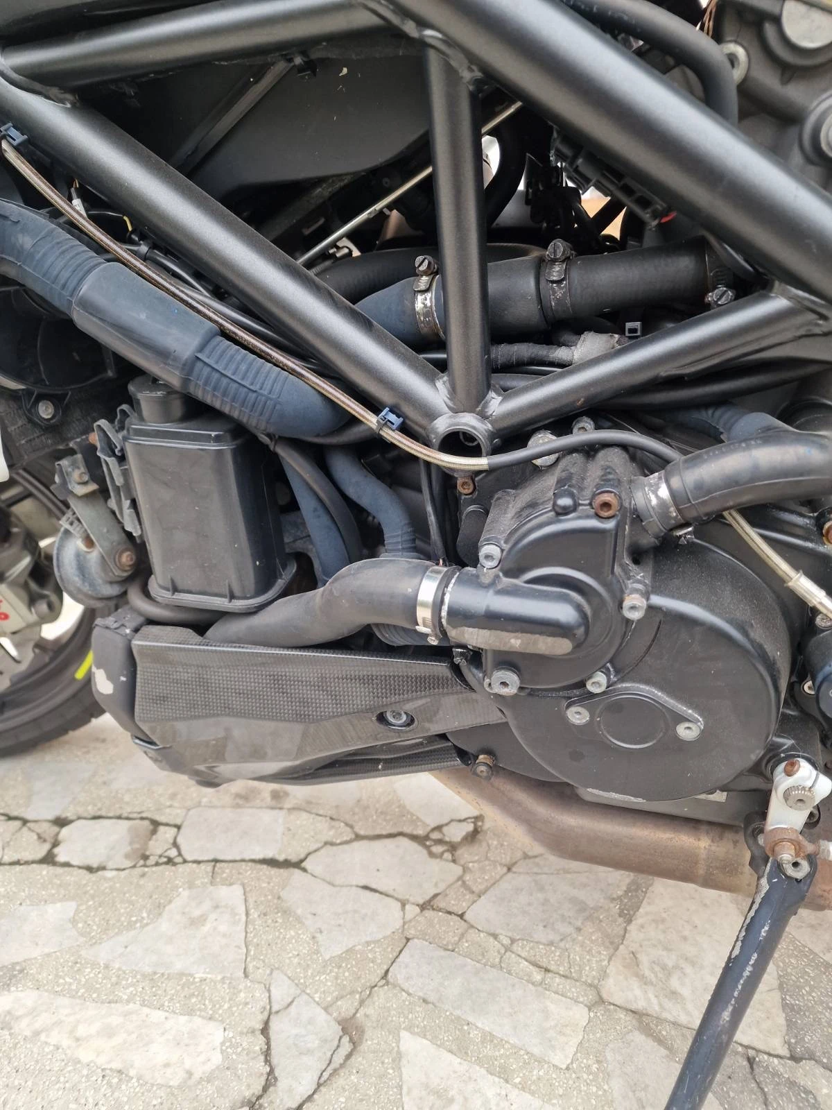 Ducati Streetfighter 1098cc-155кс/2010г/!!!БАРТЕР!!! - изображение 9