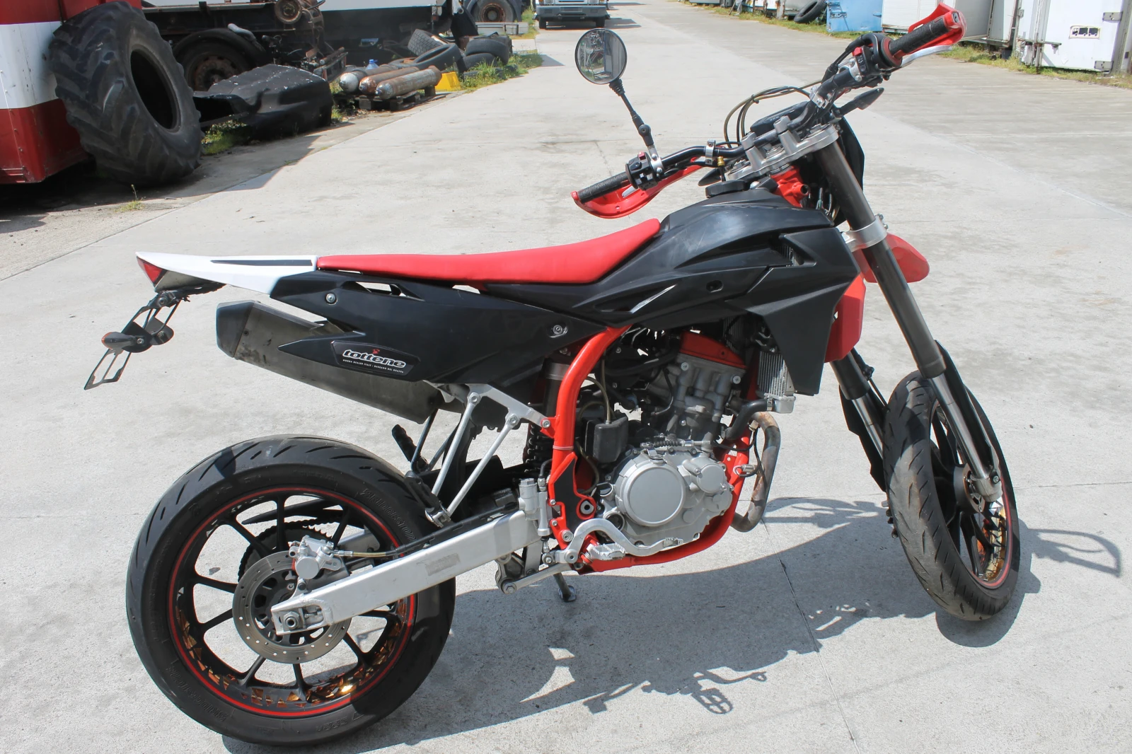 Swm SM 125 R ������, ��� ���� | Mobile.bg � ����������� 4