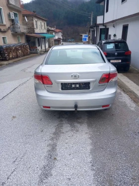 Toyota Avensis 1.8, снимка 2