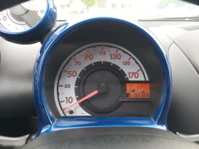 Toyota Aygo 1.0i - АВТОМАТИК, снимка 13