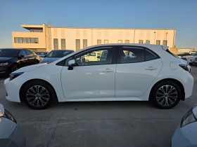 Toyota Corolla 1, 8 HYBRID A/T 122кс, снимка 2