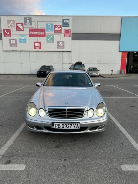 Mercedes-Benz E 220, снимка 1