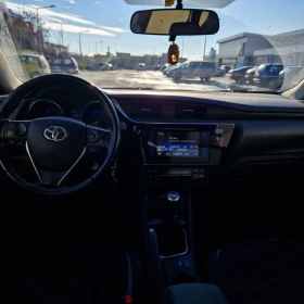 Toyota Auris, снимка 1