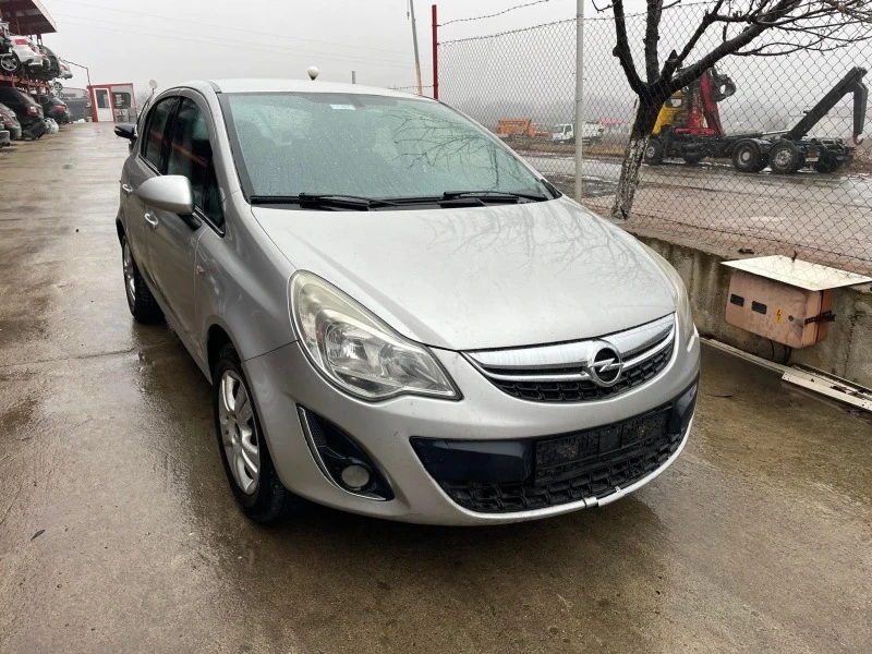 Opel Corsa 1.3, снимка 2 - Автомобили и джипове - 39256320