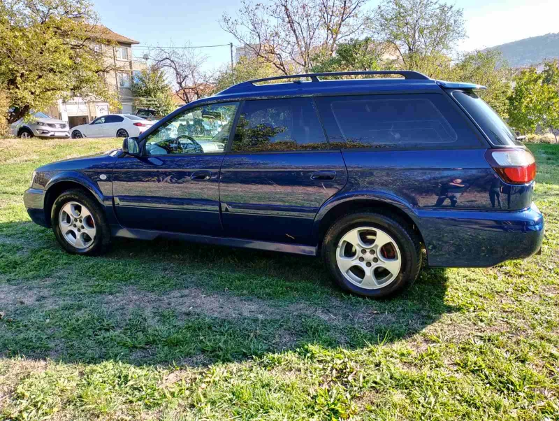 Subaru Outback 3.0 Н6 + газ, снимка 11 - Автомобили и джипове - 47696458