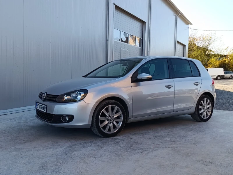 VW Golf 1.6TDi, снимка 2 - Автомобили и джипове - 47814164