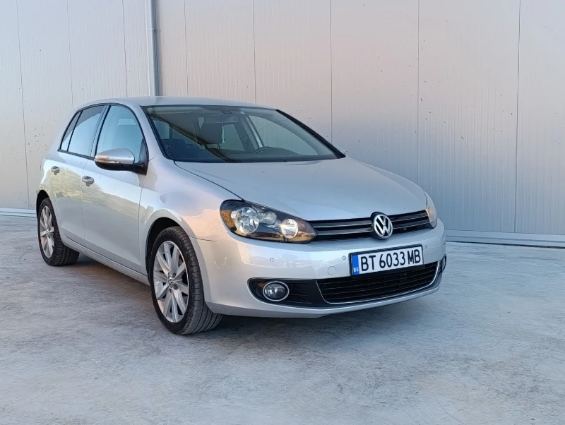 VW Golf 1.6TDi, снимка 1 - Автомобили и джипове - 47814164