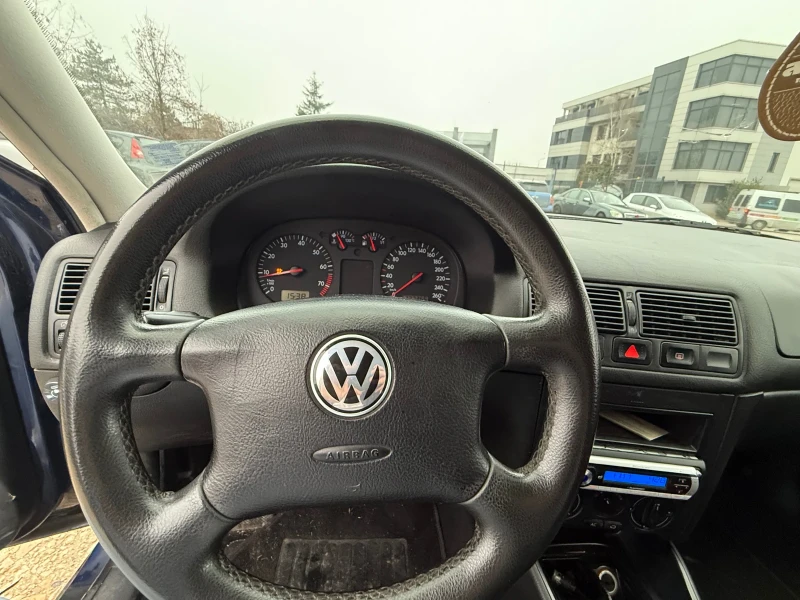 VW Golf, снимка 10 - Автомобили и джипове - 48296249