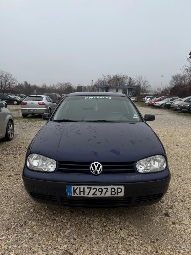 VW Golf, снимка 1 - Автомобили и джипове - 48296249