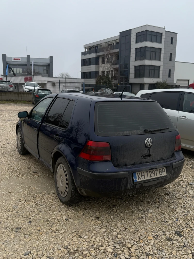 VW Golf, снимка 5 - Автомобили и джипове - 48296249