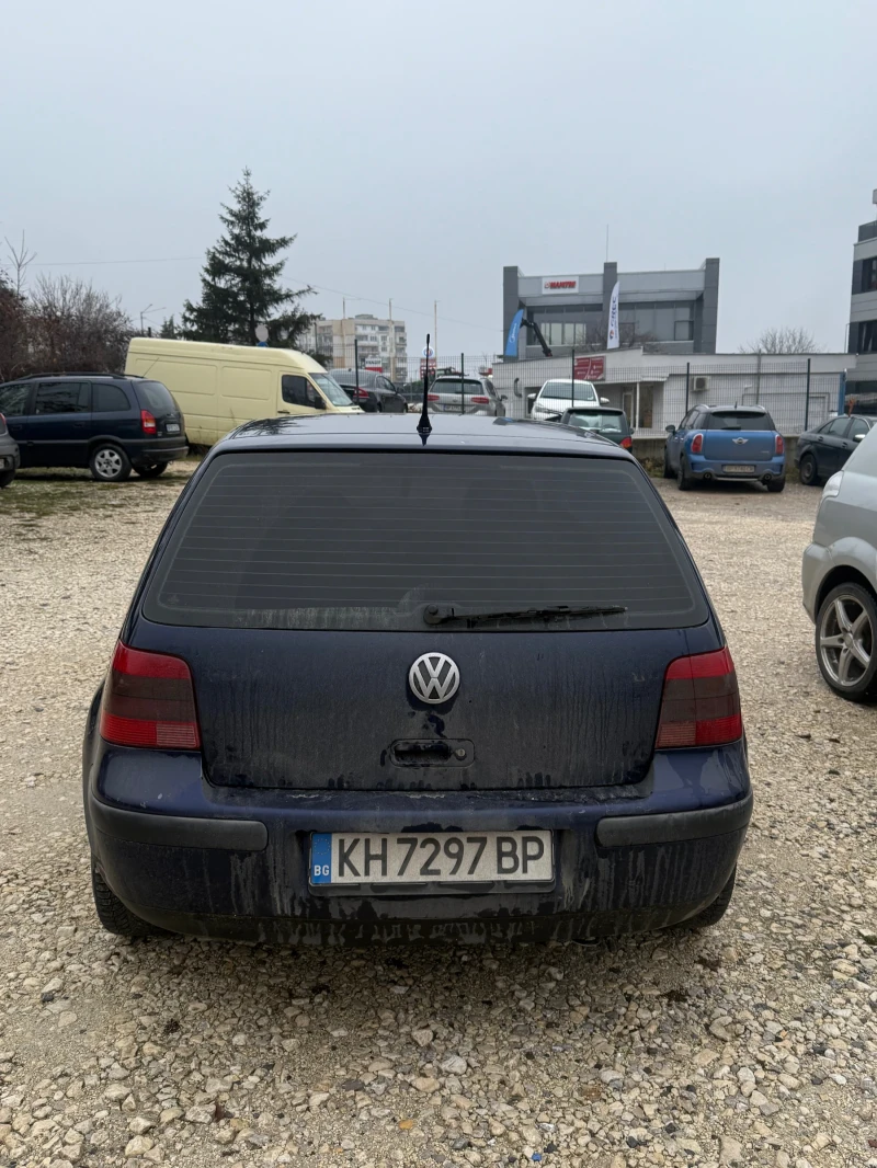 VW Golf, снимка 4 - Автомобили и джипове - 48296249