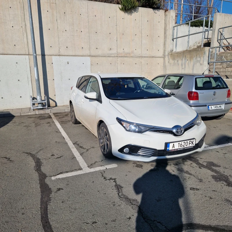 Toyota Auris, снимка 7 - Автомобили и джипове - 48307085