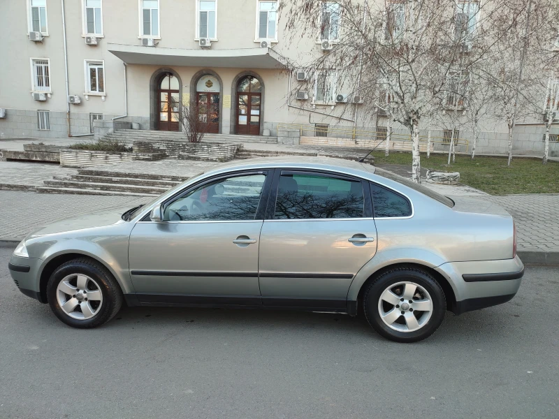 VW Passat, снимка 7 - Автомобили и джипове - 49069815