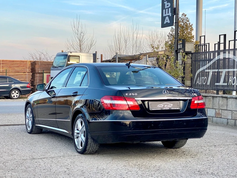 Mercedes-Benz E 250 CDI* BE* Avantgarde* , снимка 4 - Автомобили и джипове - 49130605