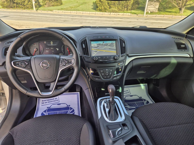 Opel Insignia 2.0d Sport Tourer, снимка 14 - Автомобили и джипове - 49613460