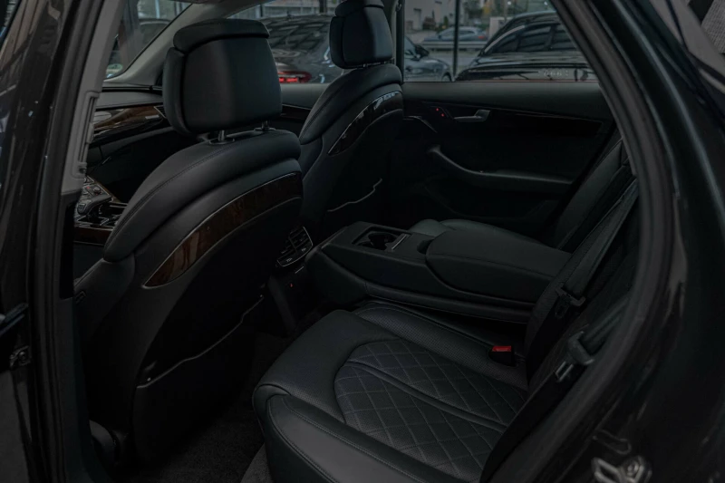 Audi A8 4.2TDI/Quattro/Обдухване/Подгрев/Камера/, снимка 8 - Автомобили и джипове - 52048244