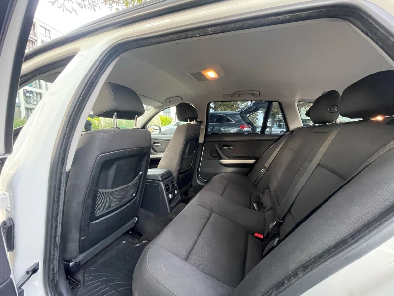 BMW 320 * 177 к.с. само 5, 5 л разход * TOP Quality * Face, снимка 14 - Автомобили и джипове - 52299913