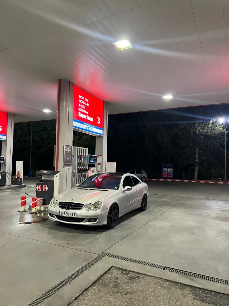 Mercedes-Benz CLK, снимка 5 - Автомобили и джипове - 52248436