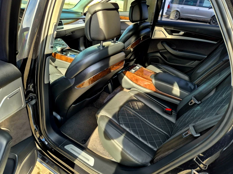Audi A8 4.2 TDI, пълна серв.история, 100% реални км., снимка 10 - Автомобили и джипове - 52588195