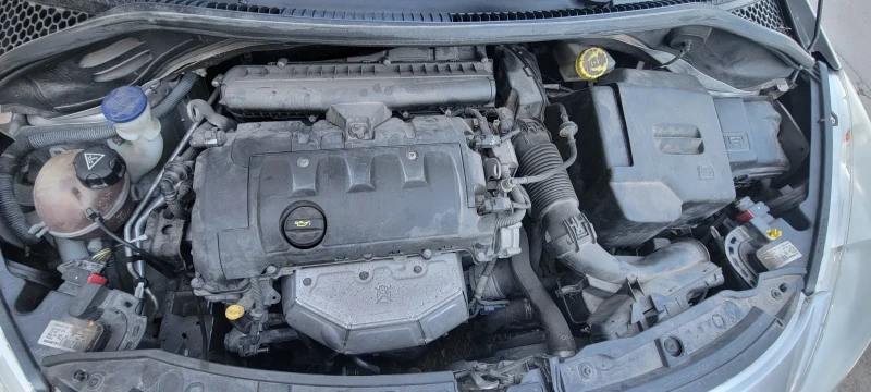 Peugeot 207, снимка 7 - Автомобили и джипове - 52567953