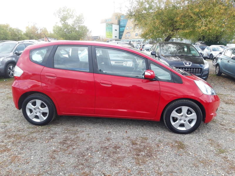 Honda Jazz 1.4I-100k.c* ОТЛИЧНА * , снимка 4 - Автомобили и джипове - 52281823