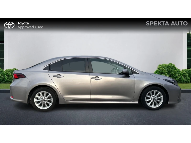 Toyota Corolla 1. 5i Executive, Месечна вноска от 340 лв., снимка 17 - Автомобили и джипове - 52519461