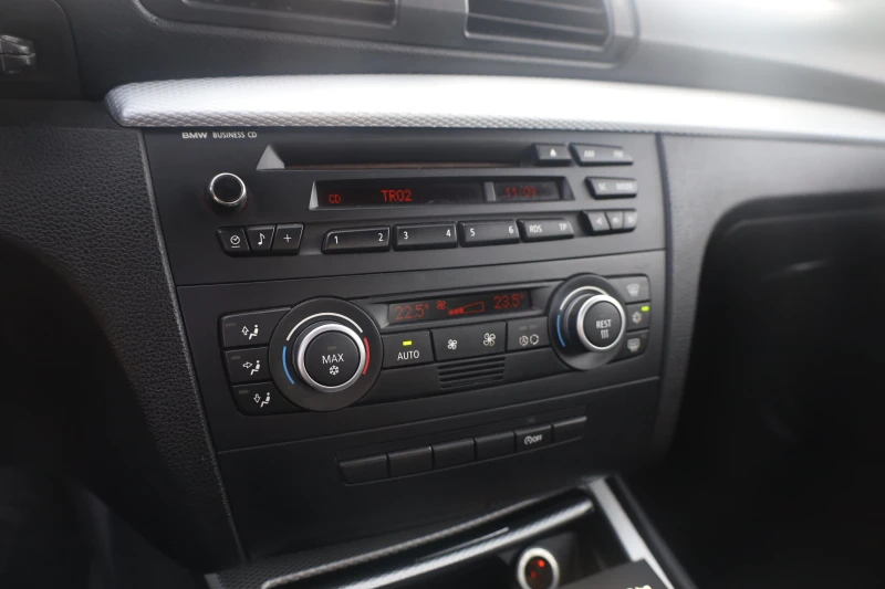 BMW 120 d Coupe M Sport Leder Xenon Klimatronik PDK #iCar, снимка 13 - Автомобили и джипове - 52696402