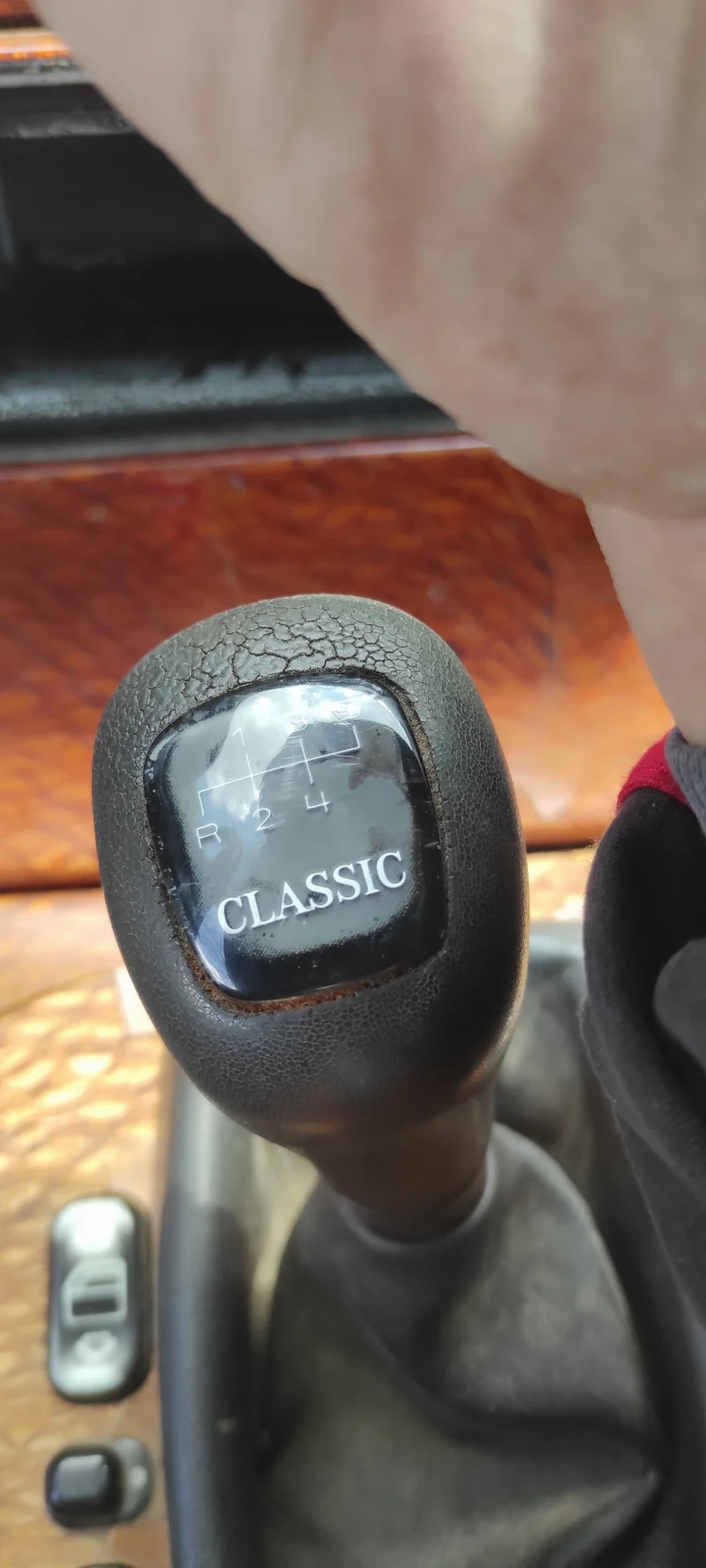 Mercedes-Benz E 250 W 210, снимка 7 - Автомобили и джипове - 52839498