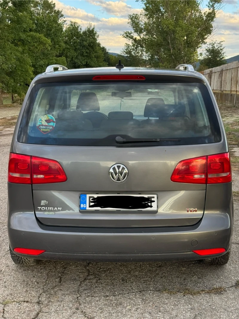 VW Touran, снимка 4 - Автомобили и джипове - 53413782