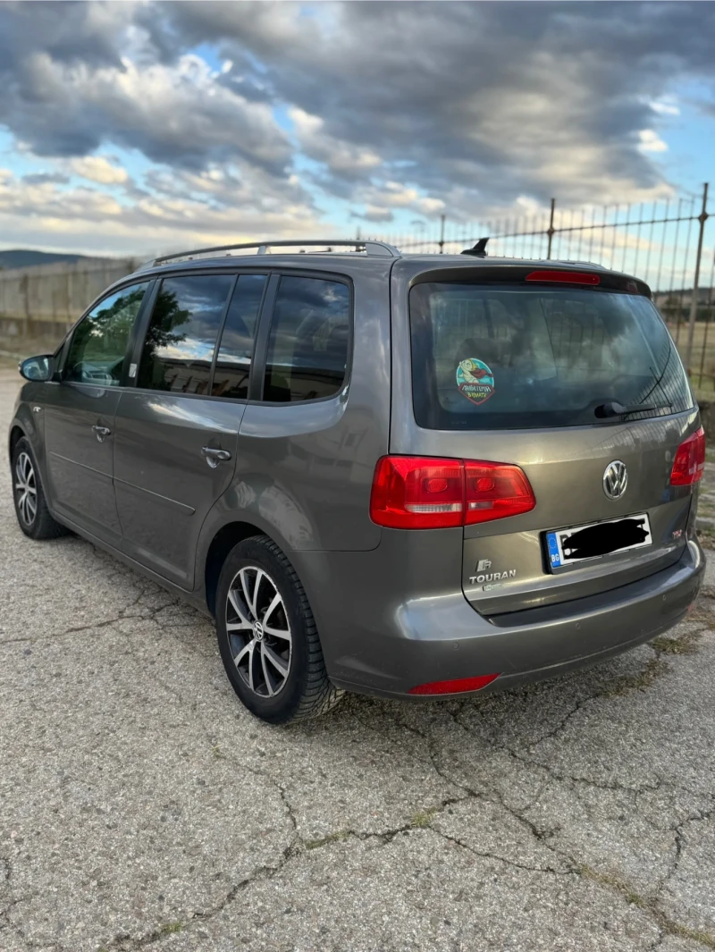 VW Touran, снимка 3 - Автомобили и джипове - 53413782
