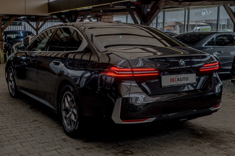 BMW 520 d/Harman Kardon/HuD/Virtual/Обдухване/Камера 360/, снимка 5 - Автомобили и джипове - 53479942