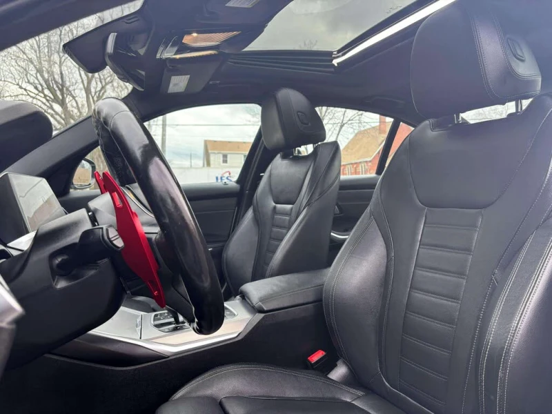 BMW 330 * М-Package* * HeadUp* AвтоКредит* (ЦЕНА ДО БГ), снимка 11 - Автомобили и джипове - 53541986