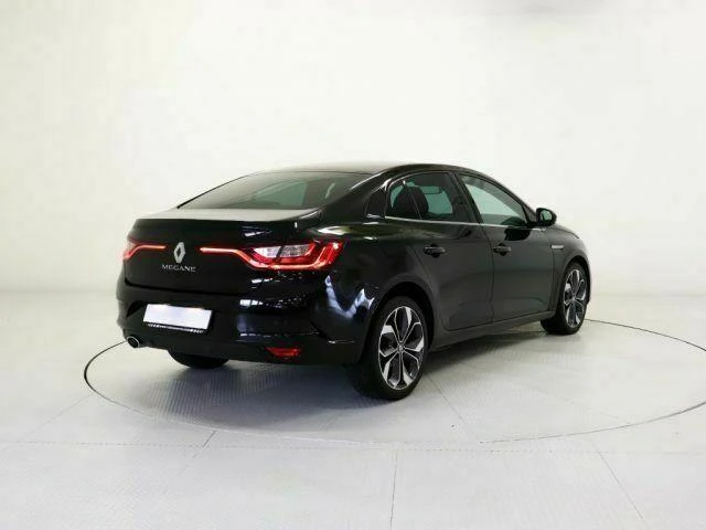 Renault Megane, снимка 14 - Автомобили и джипове - 31537043