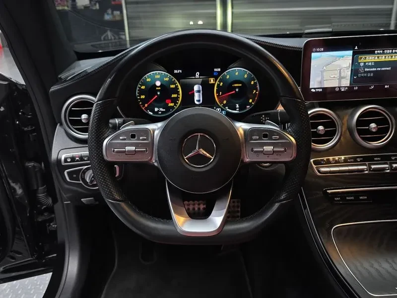 Mercedes-Benz C 200 Coupe, снимка 12 - Автомобили и джипове - 55059395