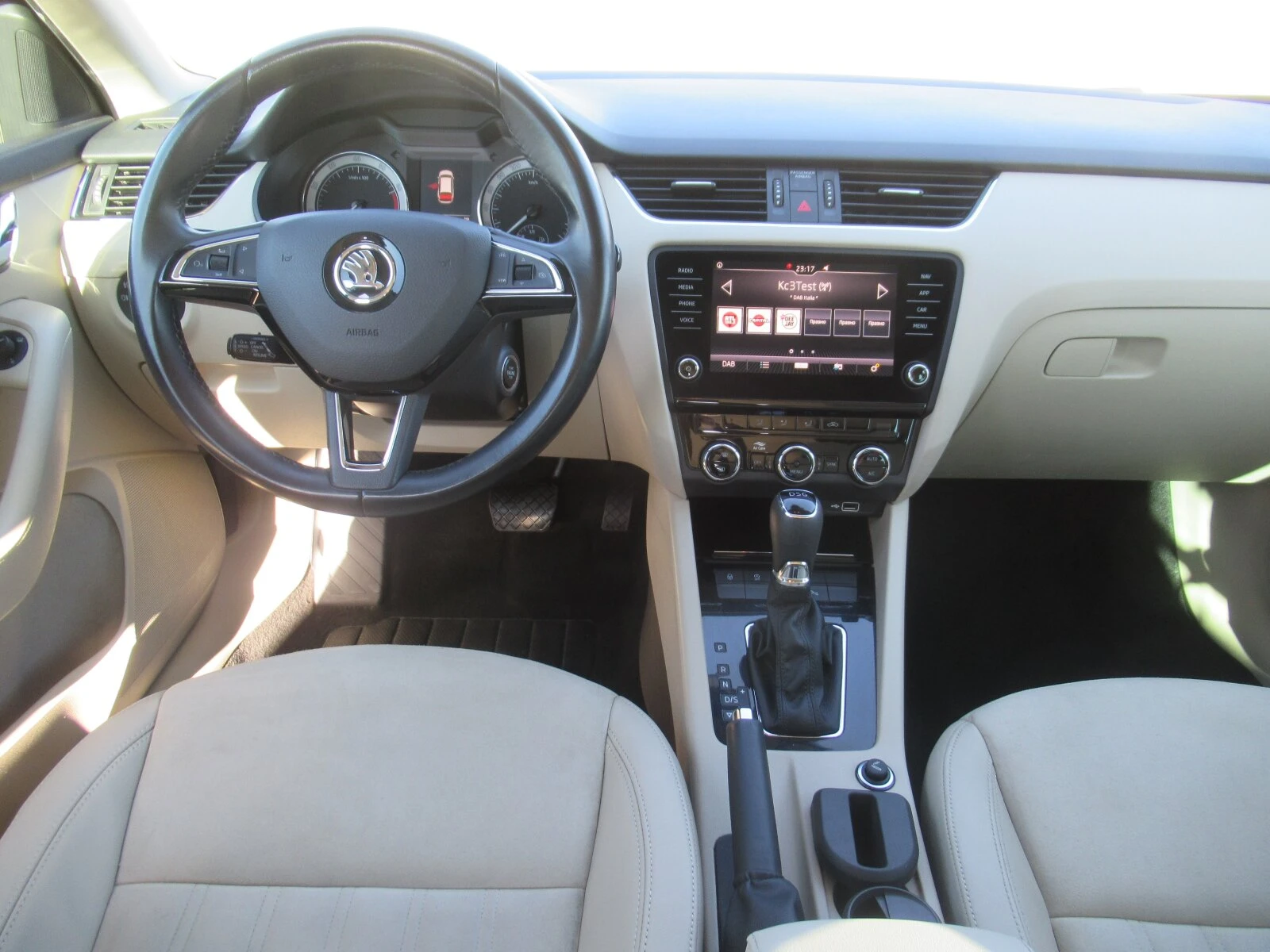 Skoda Octavia 1.5G-Tec DSG 130ps* LED* KEYLESS* DISTRONIC*  | Mobile.bg   12