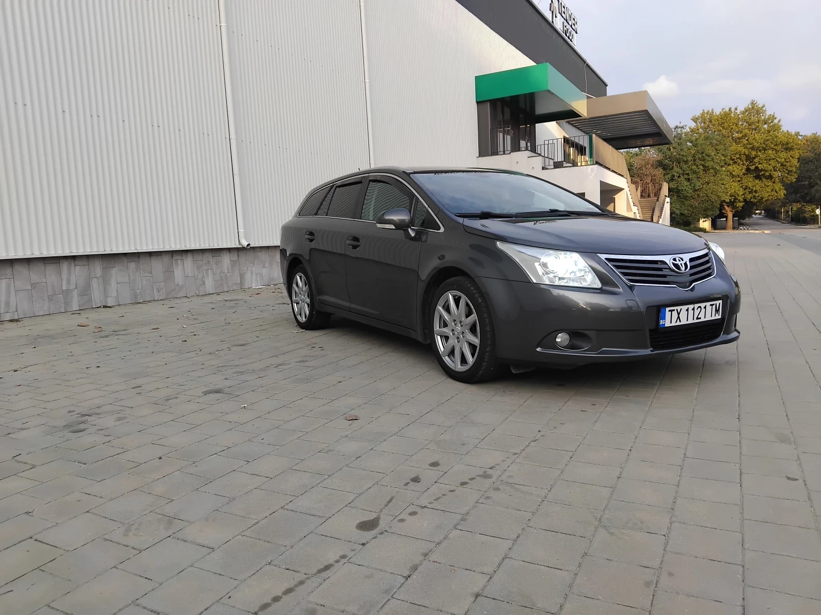 Toyota Avensis 1.8 147 к.с бензин  - изображение 4