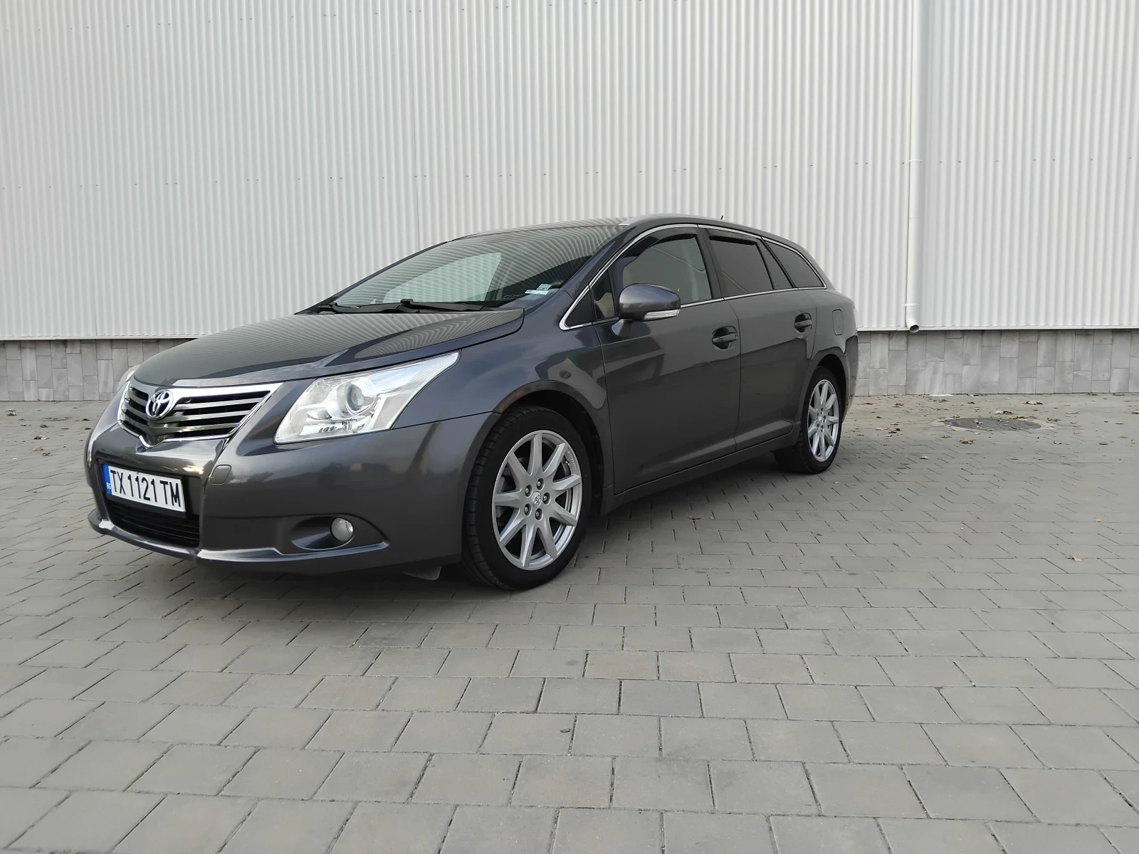 Toyota Avensis 1.8 147 к.с бензин  - изображение 2