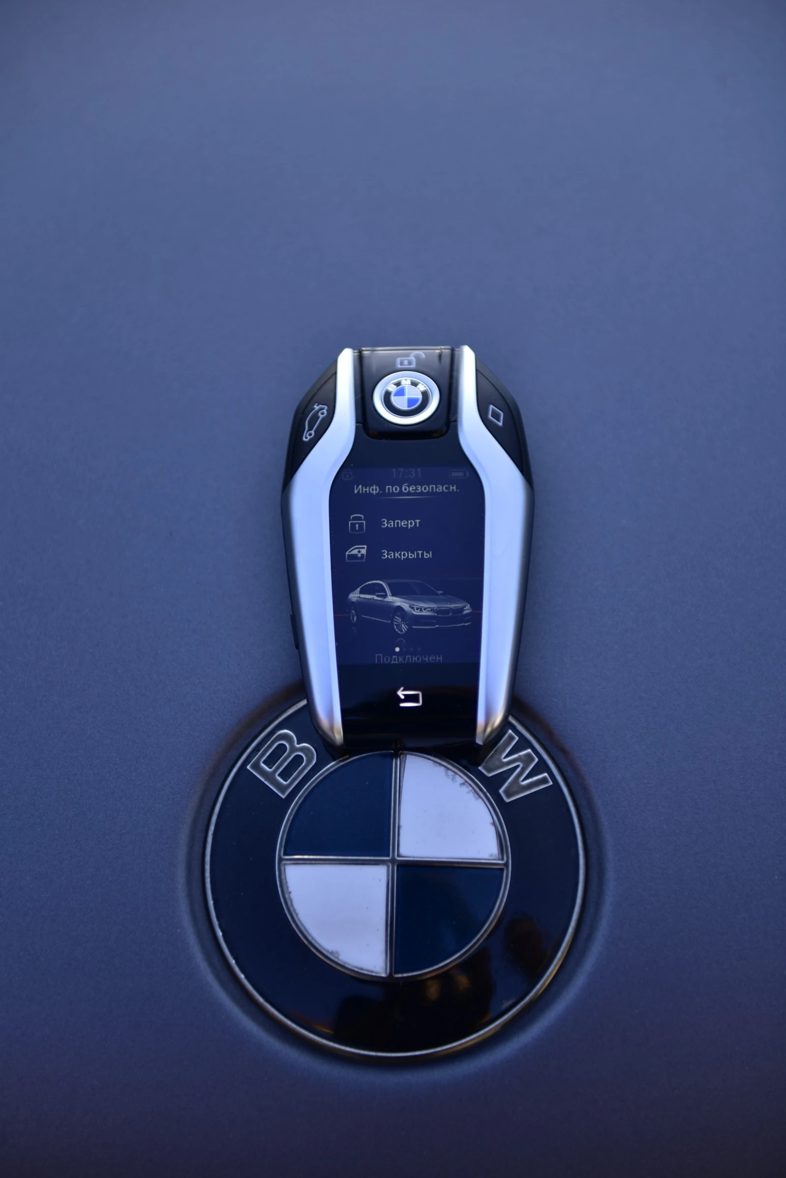 BMW 750 I xDrive FULL  * HARMAN/KARDON* HEAD UP | Mobile.bg   11