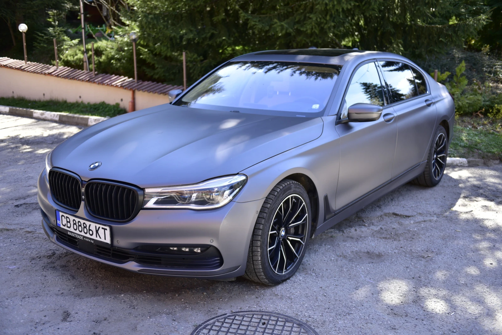 BMW 750 I xDrive FULL  * HARMAN/KARDON* HEAD UP | Mobile.bg   1