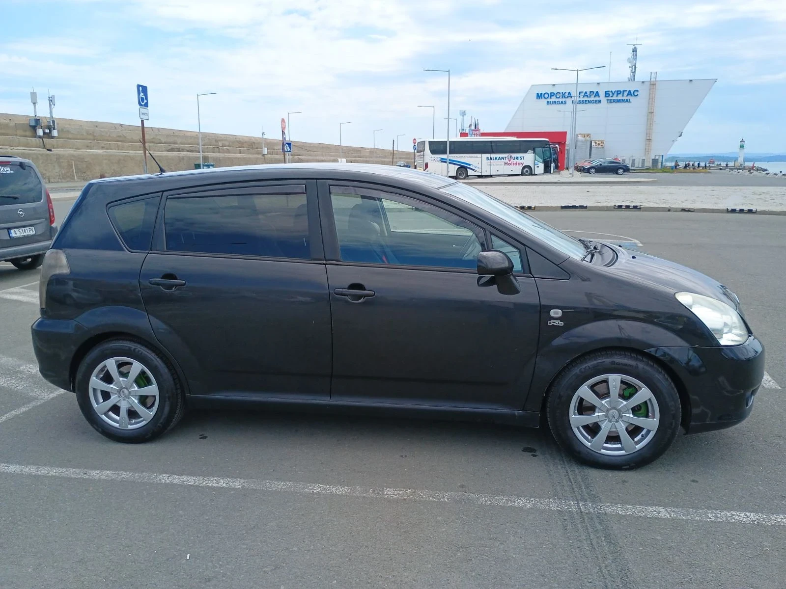Toyota Corolla verso  - изображение 2