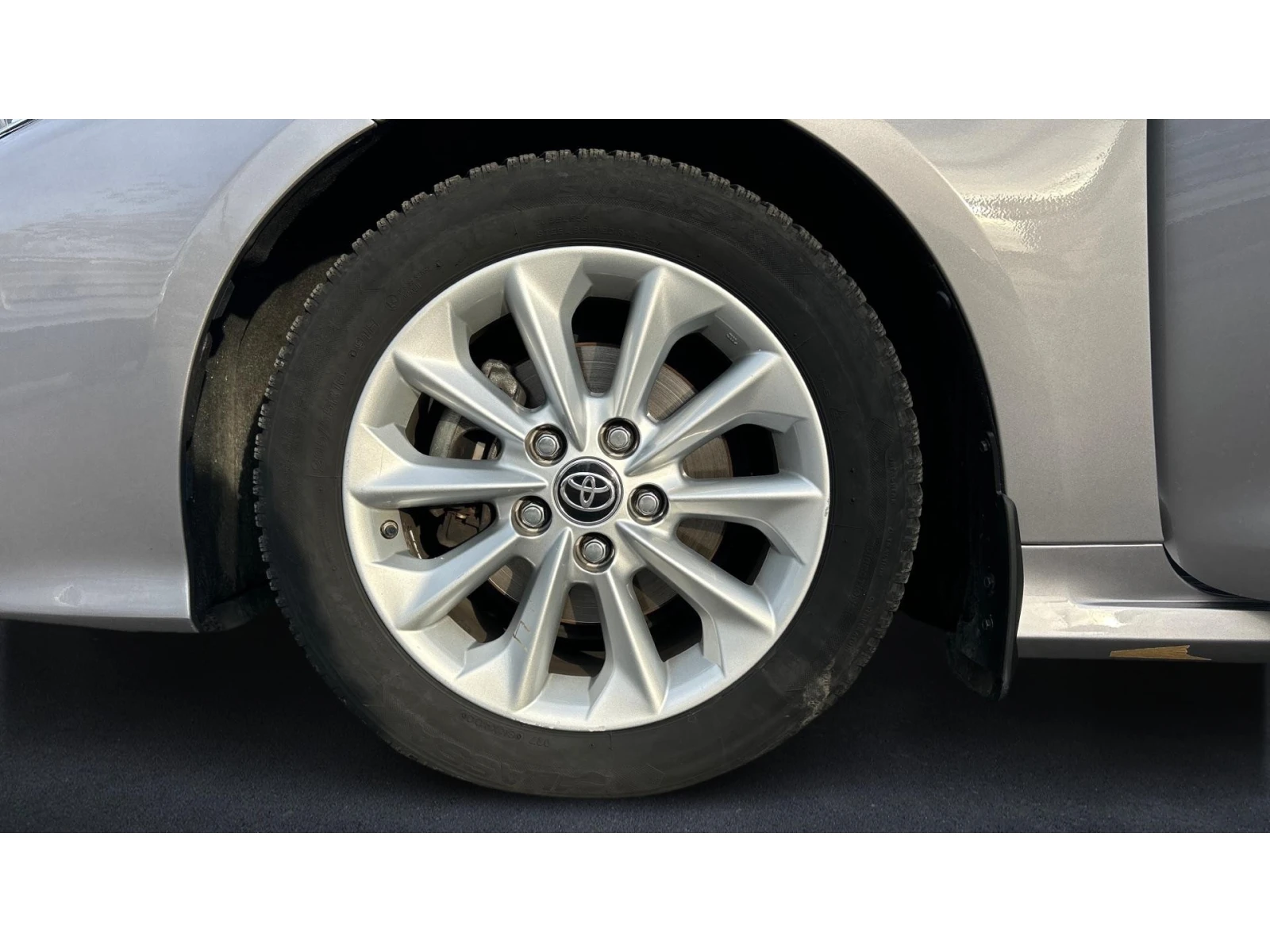 Toyota Corolla 1. 5i Executive,    340 . | Mobile.bg   16