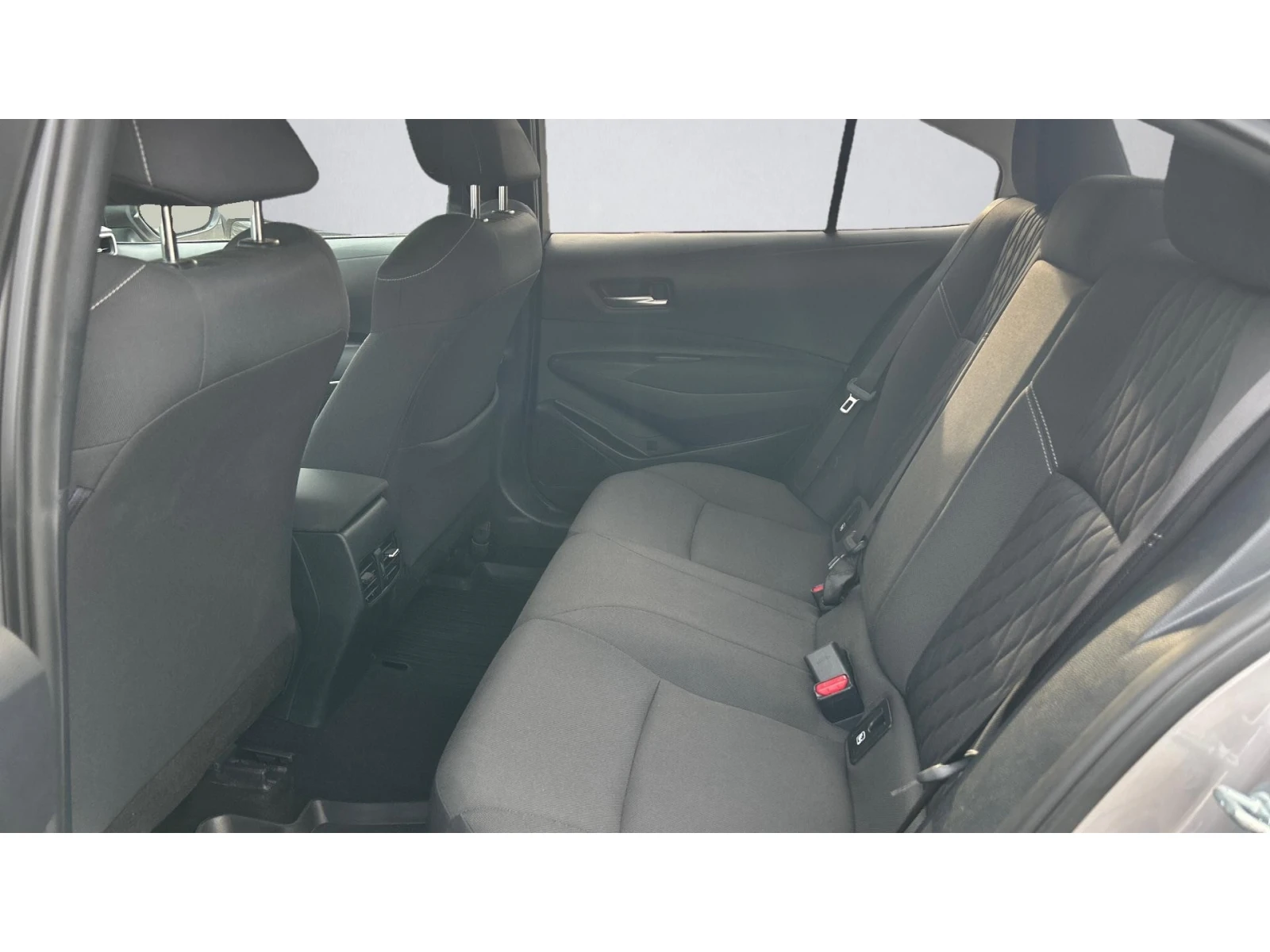 Toyota Corolla 1. 5i Executive,    340 . | Mobile.bg   11